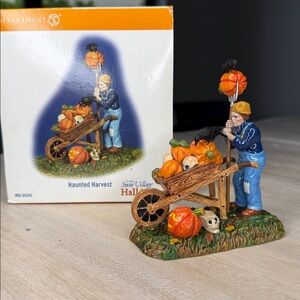 vintage Department 56 Halloween “Haunted Harvest” Figurine, snow village